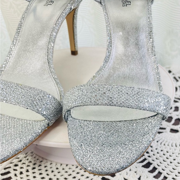 Michael Kors Ava Mid Sandal Size 8.5 Silver Color NEW WITH BOX.#0679 - Picture 9 of 17